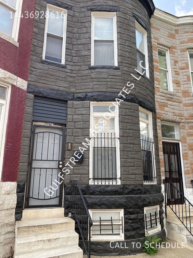 Building Photo - 204 N Monroe St Rental