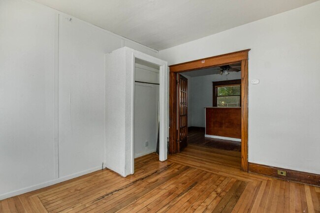 Photo - 221 S Pine St