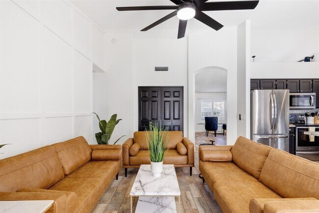 Photo - 4525 E Angela Dr