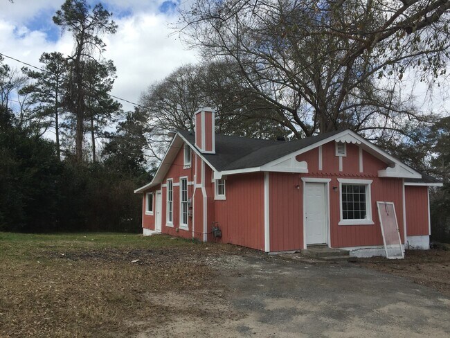 Photo - **ON HOLD**3 Bedroom / 2.5 Bathroom Home for Rent in East Columbus, GA***