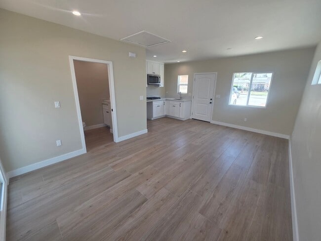 Photo - Brand new 400 SF ADU with laundry