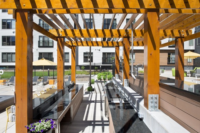 Outdoor Grilling Stations - 2700 University