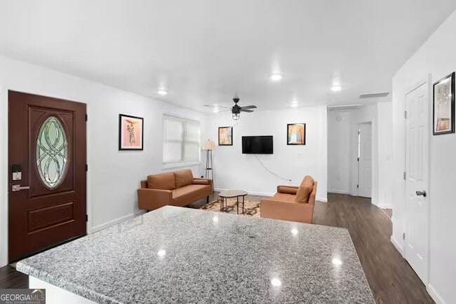 Photo - 2533 Godfrey Dr NW