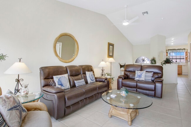 Photo - 9207 Wentworth Ln