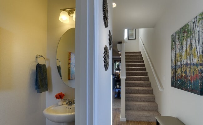 Photo - 15935 NW French Ln