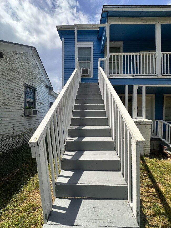 Photo - 3114 Avenue M 1/2 Unit B