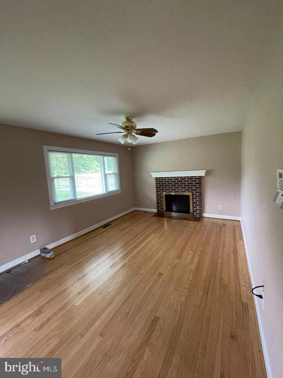 Photo - 14606 Bristow Rd