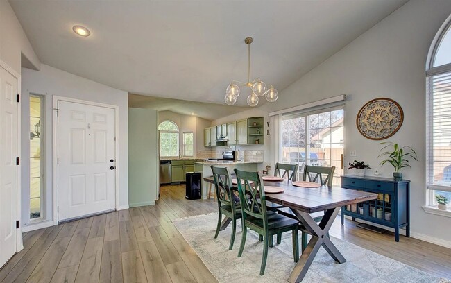 Photo - 3 bed 2 bath home in the Meridians Glennfield Manor Subd, just off Linder Rd and N Cherry Ln.