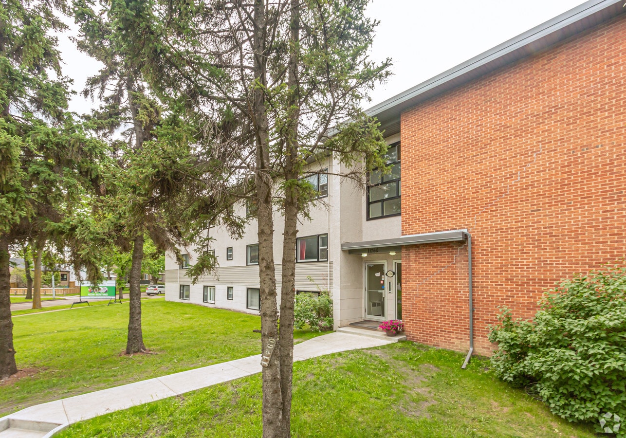 Alexandria Apartments - Alexandria Apartments