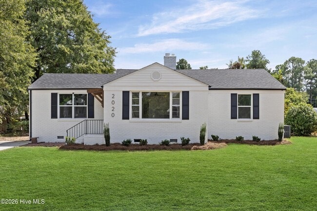 Building Photo - 2020 Kennedy Dr