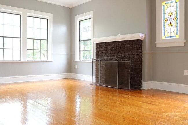 Photo - 3 Bedroom 2 bathroom Home Remodeled in 2019