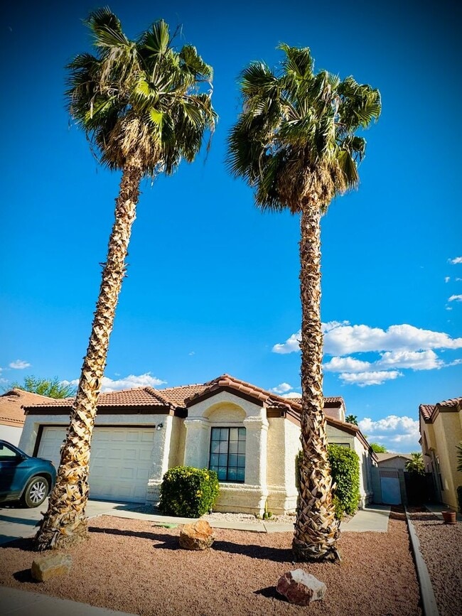 WONDERFUL 3 BEDROOM SINGLE STORY HOME IN T... - WONDERFUL 3 BEDROOM SINGLE STORY HOME IN T...