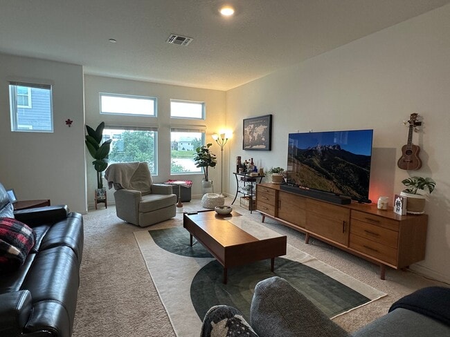 Photo - 12460 Koshiba Alley