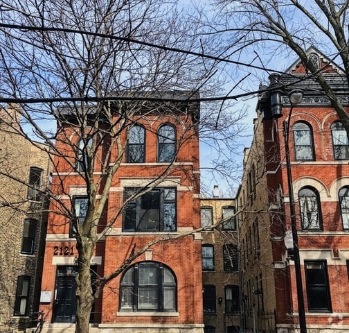 Building Photo - 2121 N Sheffield Ave Unit 2R Rental