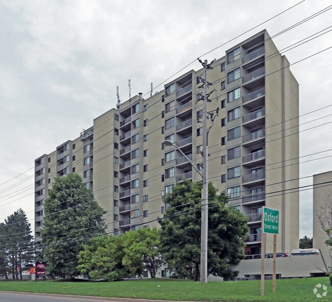 Photo - Fiddlers West Apartments