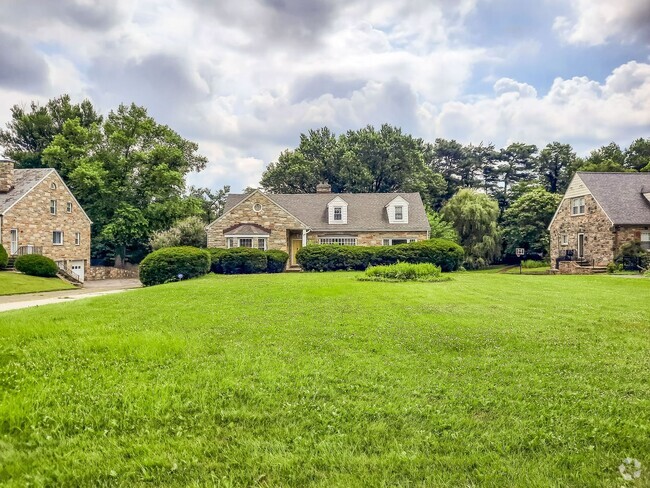 Building Photo - Short-term Rental. 4BR/3.5BA Cape Cod – Ov...