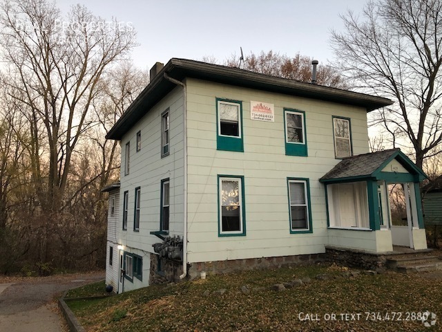 Building Photo - 409 S Huron St Unit 4 Rental