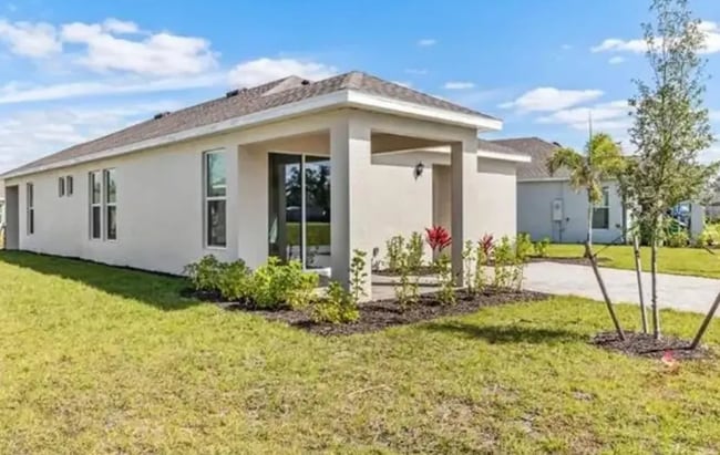 Photo - 826 Friendship Cir