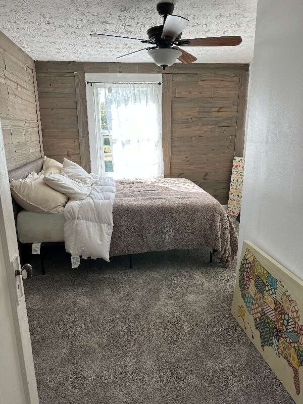 Photo - 105 W Siebenthaler Ave