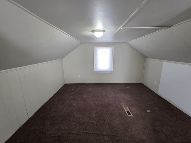 Photo - 8461 Plainview Ave