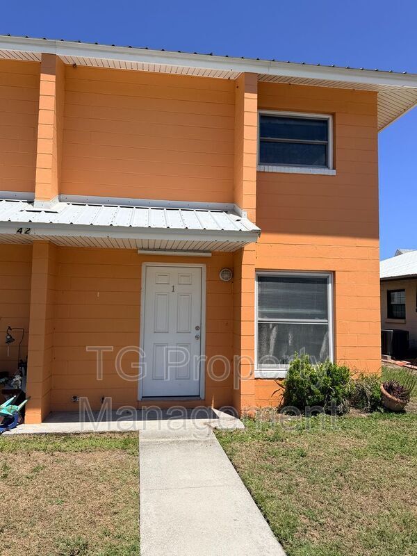Photo - 342 Tarpon Ave