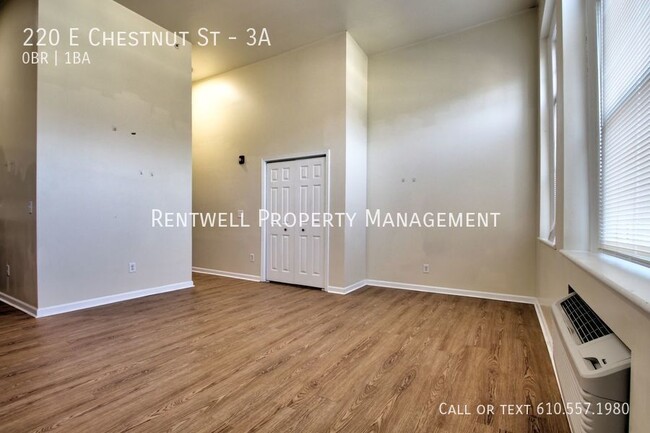 Photo - 220 E Chestnut St Unit 3A