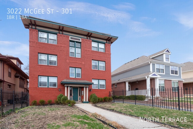 Building Photo - 3022 McGee St Unit 301 Rental