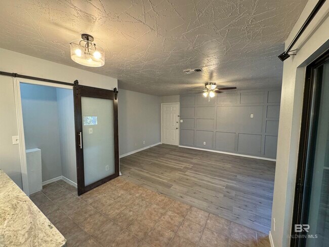 Photo - 500 Grant St