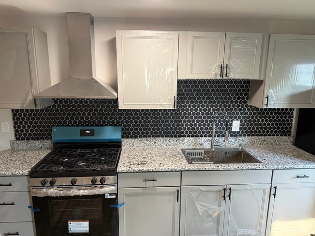 Photo - 84 Higbie Dr