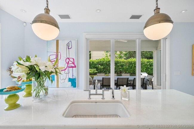 Photo - 106 Beachway Dr