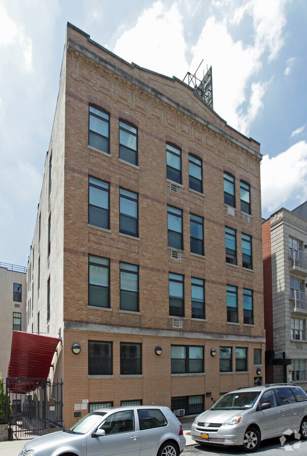 Photo - Grand Avenue Residence Apartments