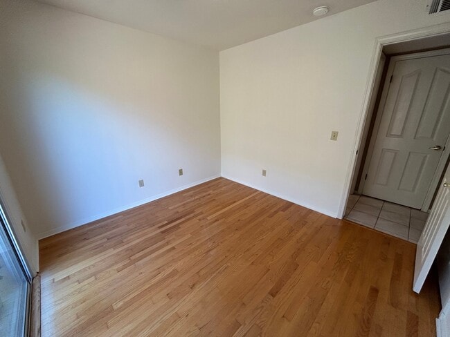 1465 Oak Knoll Rd