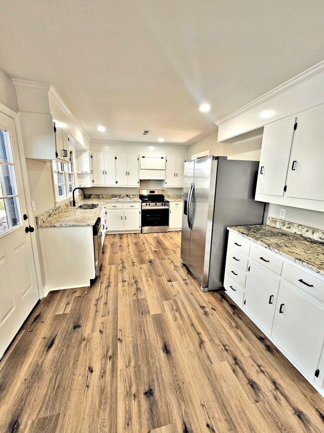 Photo - HOUSE FOR RENT - HARTSELLE