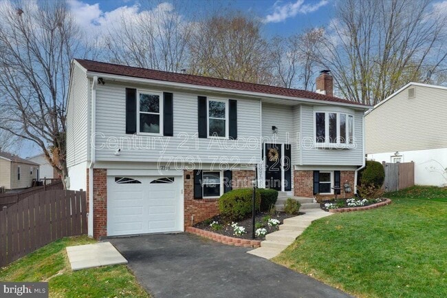 Building Photo - 13566 Princedale Dr