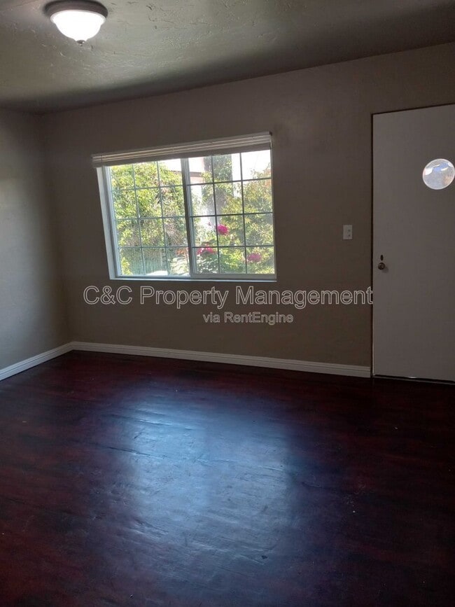 Photo - 116 Maple St Unidad 14