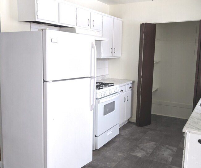 Photo - 423 Grand Blvd Unit 423