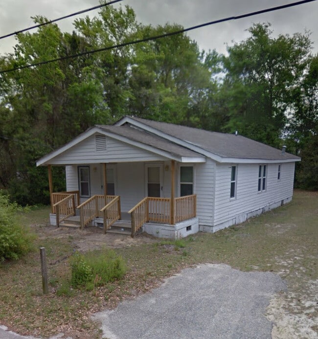 Photo - 42 W Moore St