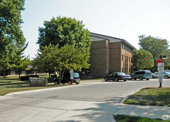 Building Photo - 741 S Illinois Ave Rental