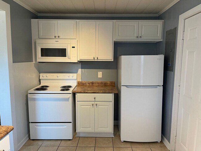 Photo - 218 Richlands Ave Unit 2