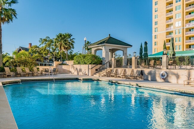 Photo - 345 Bayshore Blvd Unit PH1
