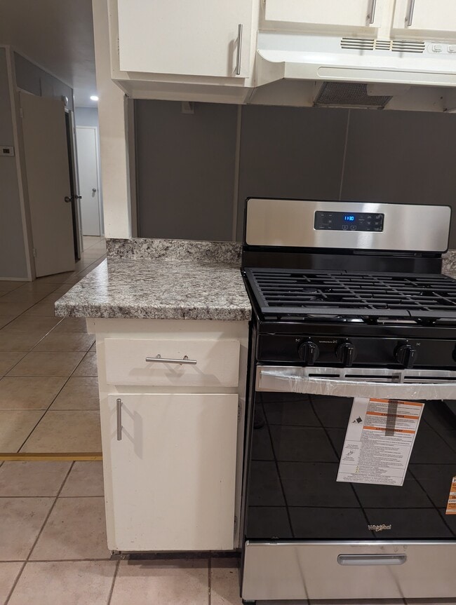 Photo - 709 Adeline Pl Unit 709Adelinepl