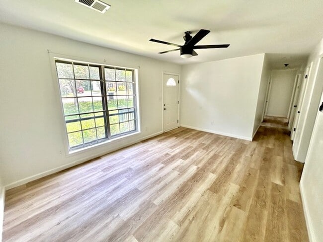 Photo - 3215 Delia Ln NW