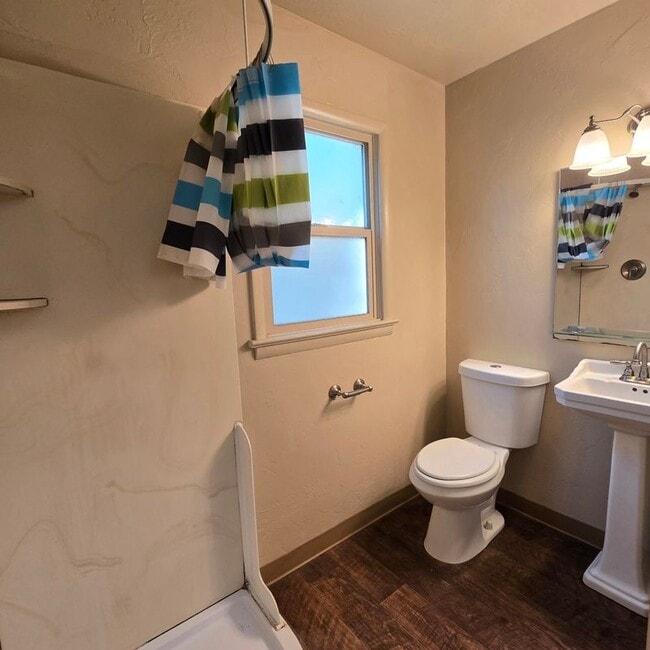 Photo - 307 N 9th St