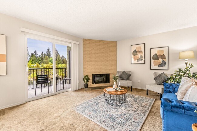 Photo - 2 Bedroom 1 Bathroom Lakeside Unit!