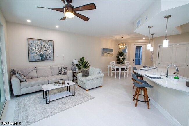 Building Photo - 262 Indies Dr E Unit 101