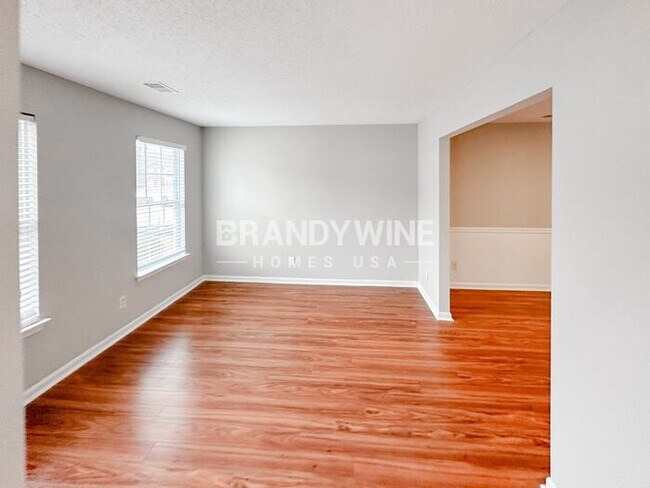 Photo - 5994 Horseshoe Ln