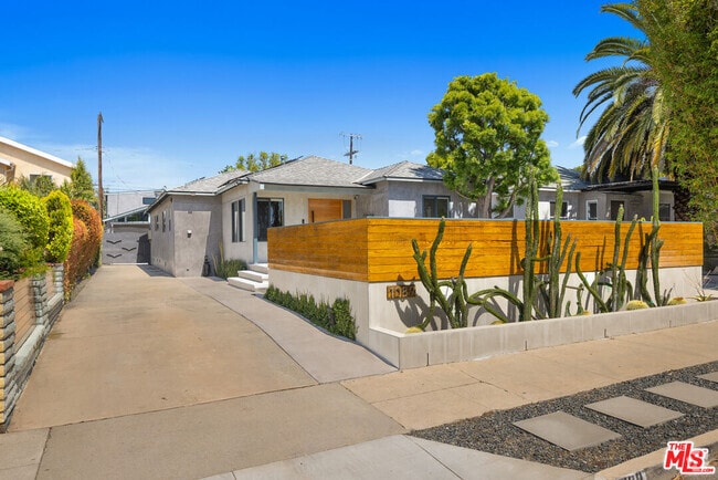 Building Photo - 1089 Palms Blvd Rental