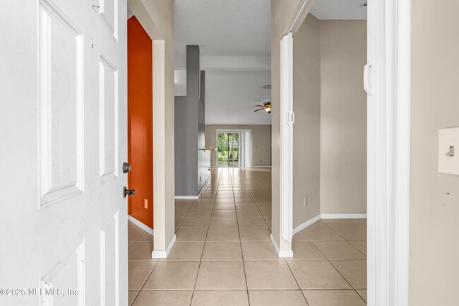 Photo - 2409 Cool Springs Dr S