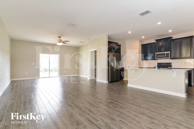 Photo - 1320 Oak Crest St