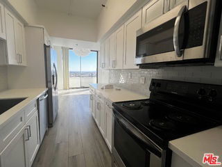 Photo - 10390 Wilshire Blvd